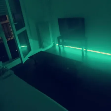 Joli Studio Avec Balcon Proche De Tout Apartamento