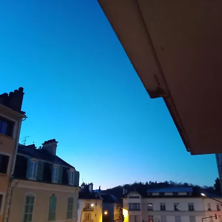 Joli Studio Avec Balcon Proche De Tout * Pau